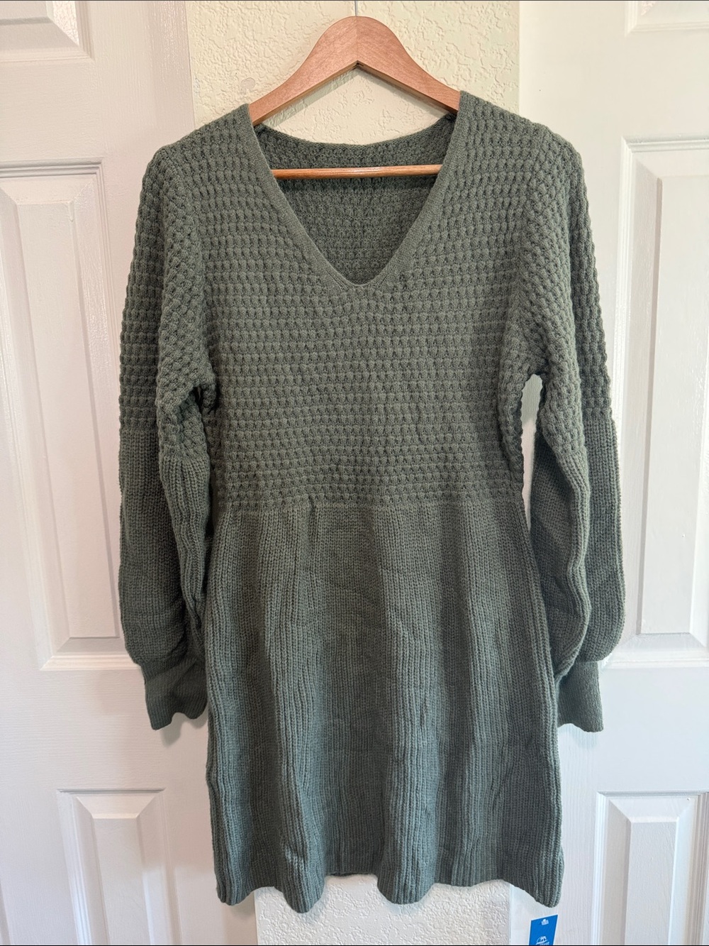 Cupshe Honeycomb Knit V-Neck Mini Sweater Dress